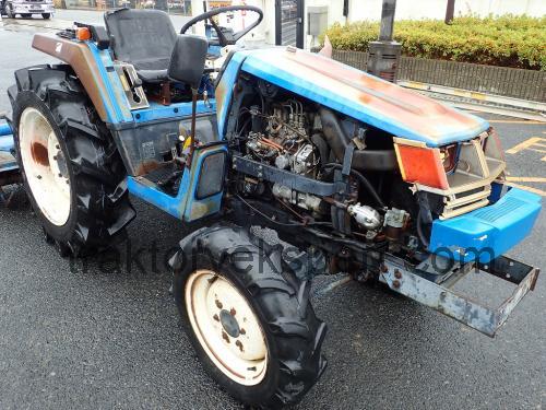 Iseki TU240F opinia i karta techniczna 