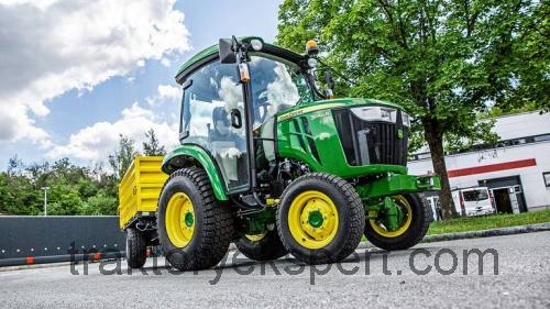 John Deere 3046R opinie i specyfikacja