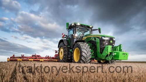 John Deere 8R opinia i karta techniczna 