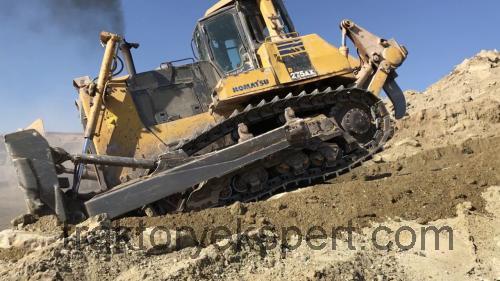 Komatsu D275 opinia i karta techniczna 